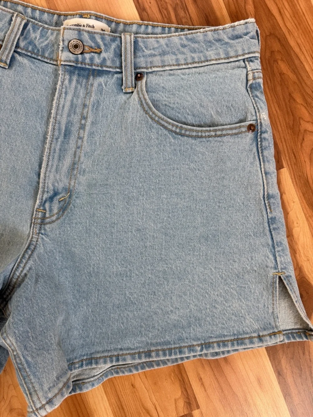 Abercrombie & Fitch Light Blue Denim Jean Shorts - Picture 5 of 5